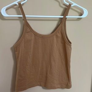 Arq tank top